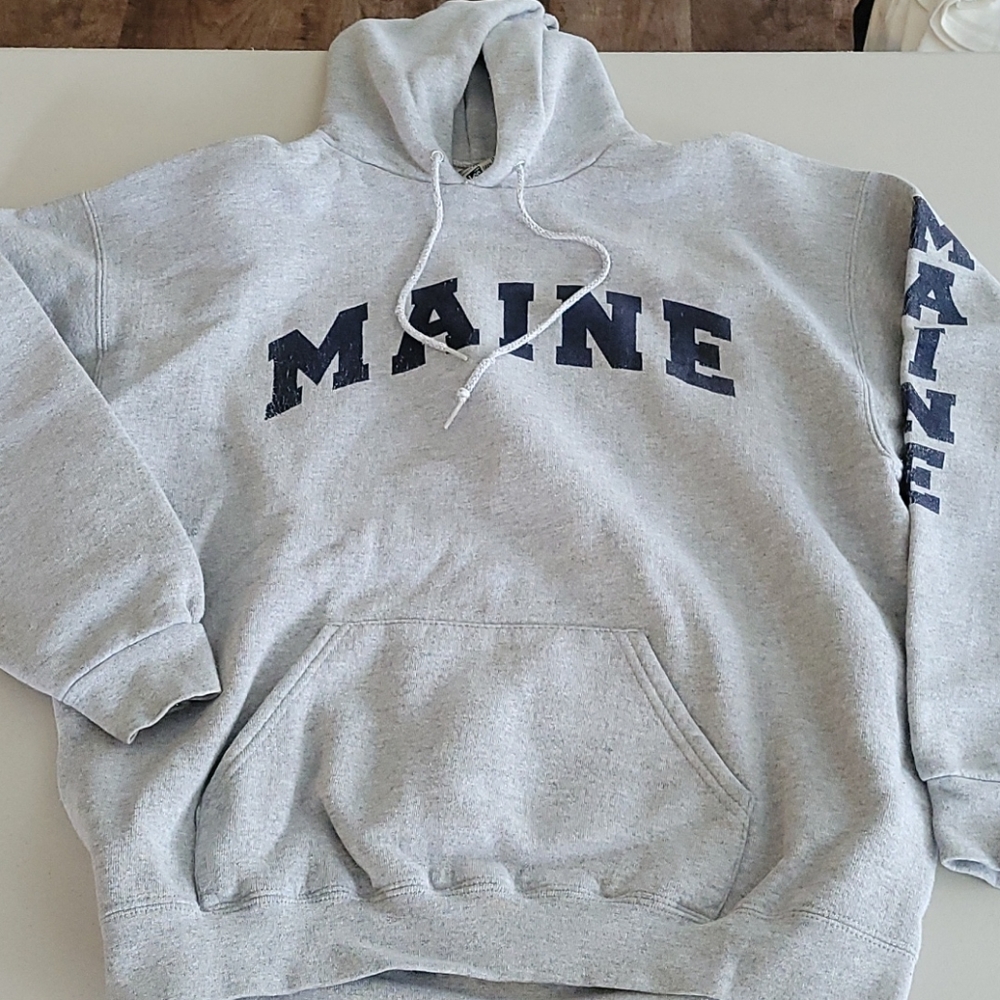 Vtg 1990s MAINE Hoodie Unisex Medium Lee Ultra Tag
